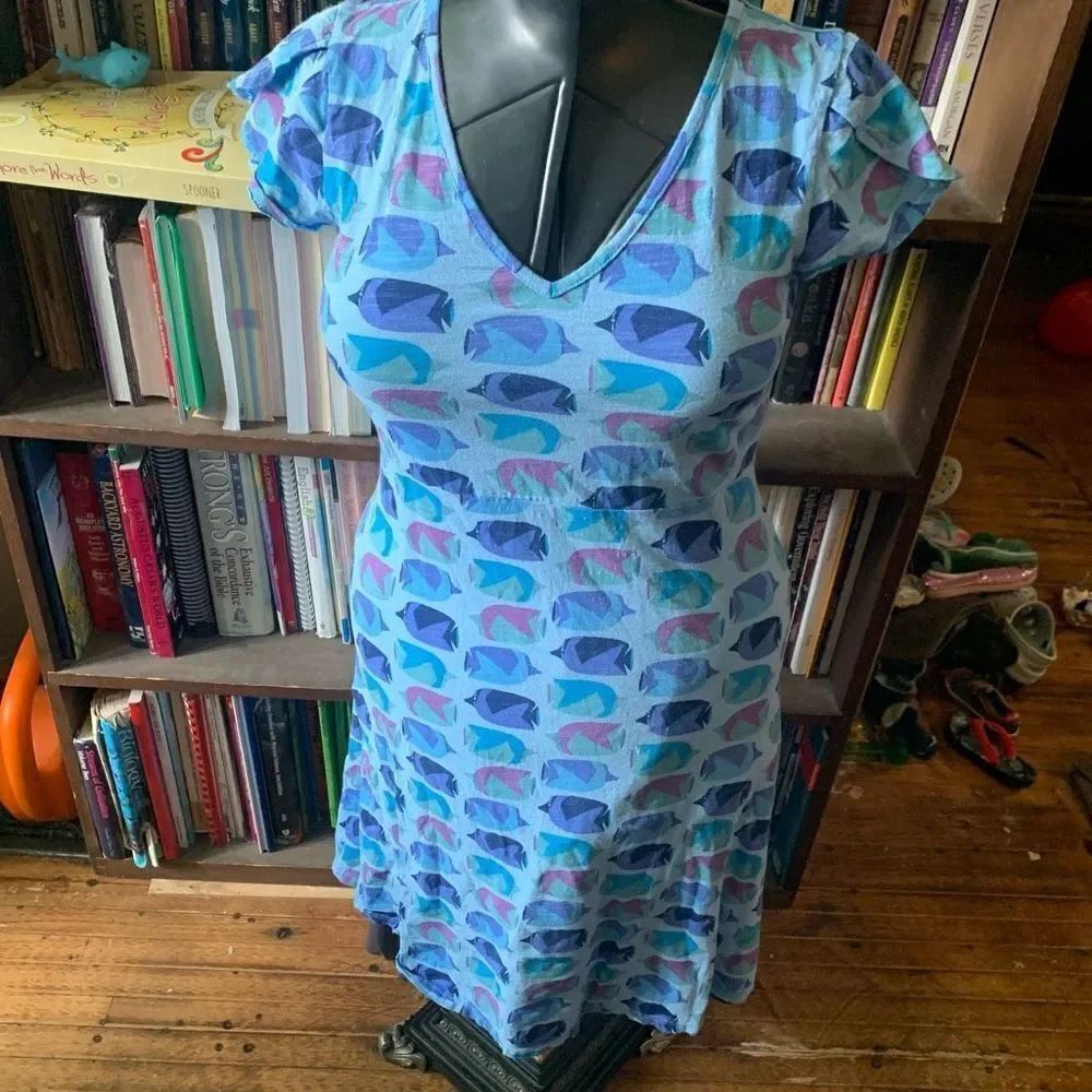 Fresh Produce XS fish print tulip sleeve fit & flare knit dress